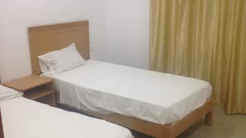 Apartment, 2 Bedrooms | 2 bedrooms, desk, free WiFi