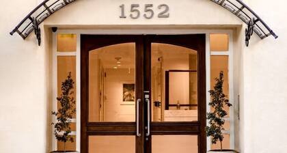 Carat Apart Boutique