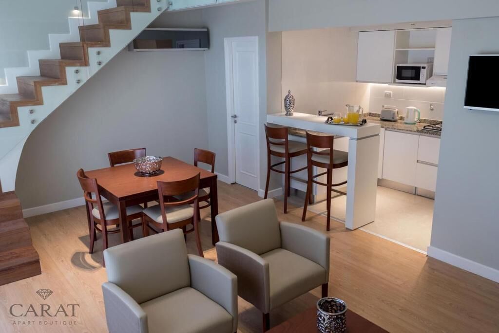 Televisión LED 39 pulgadas con canales de televisión por cable