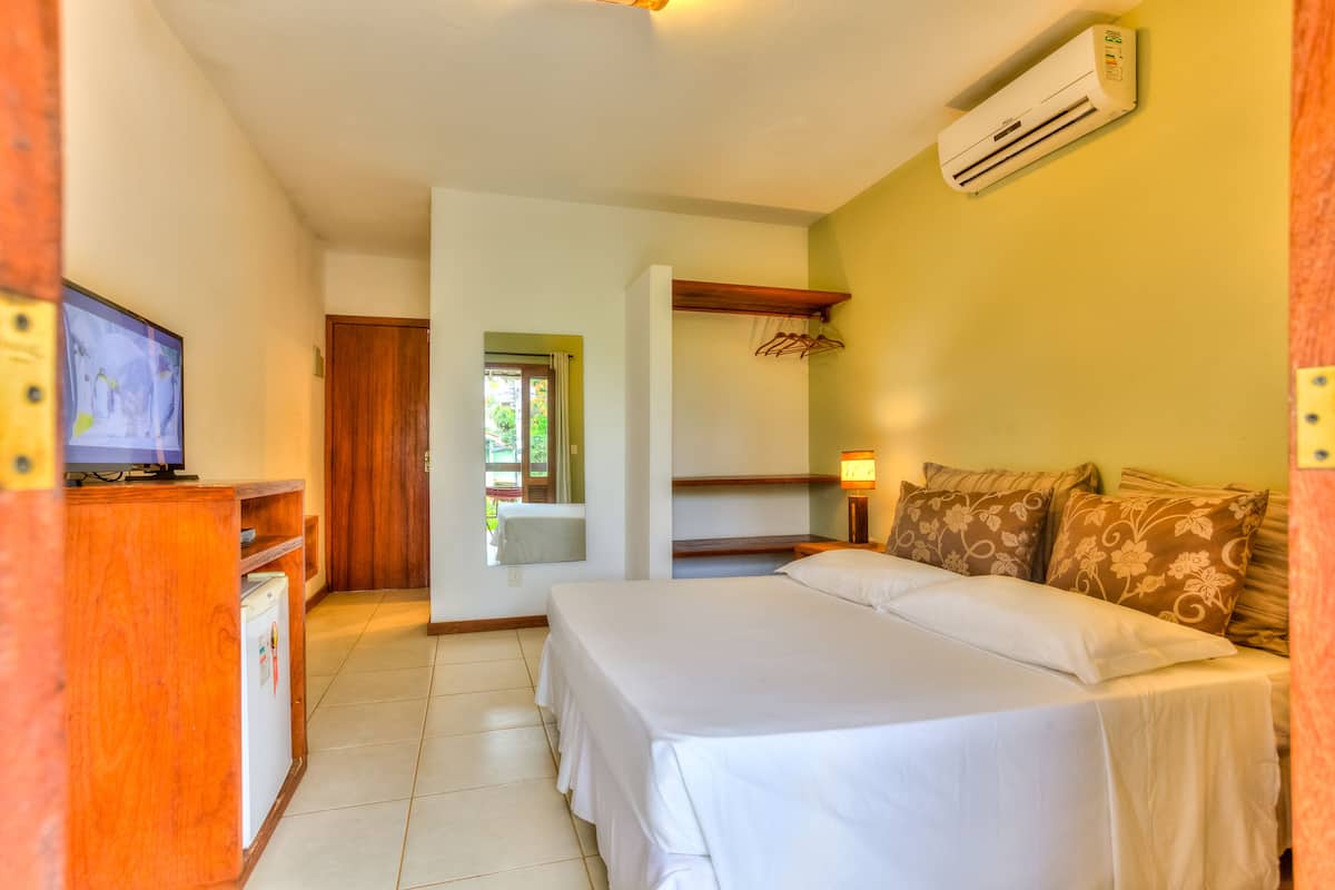 Minibar, ütü/ütü masası, ücretsiz kablosuz İnternet