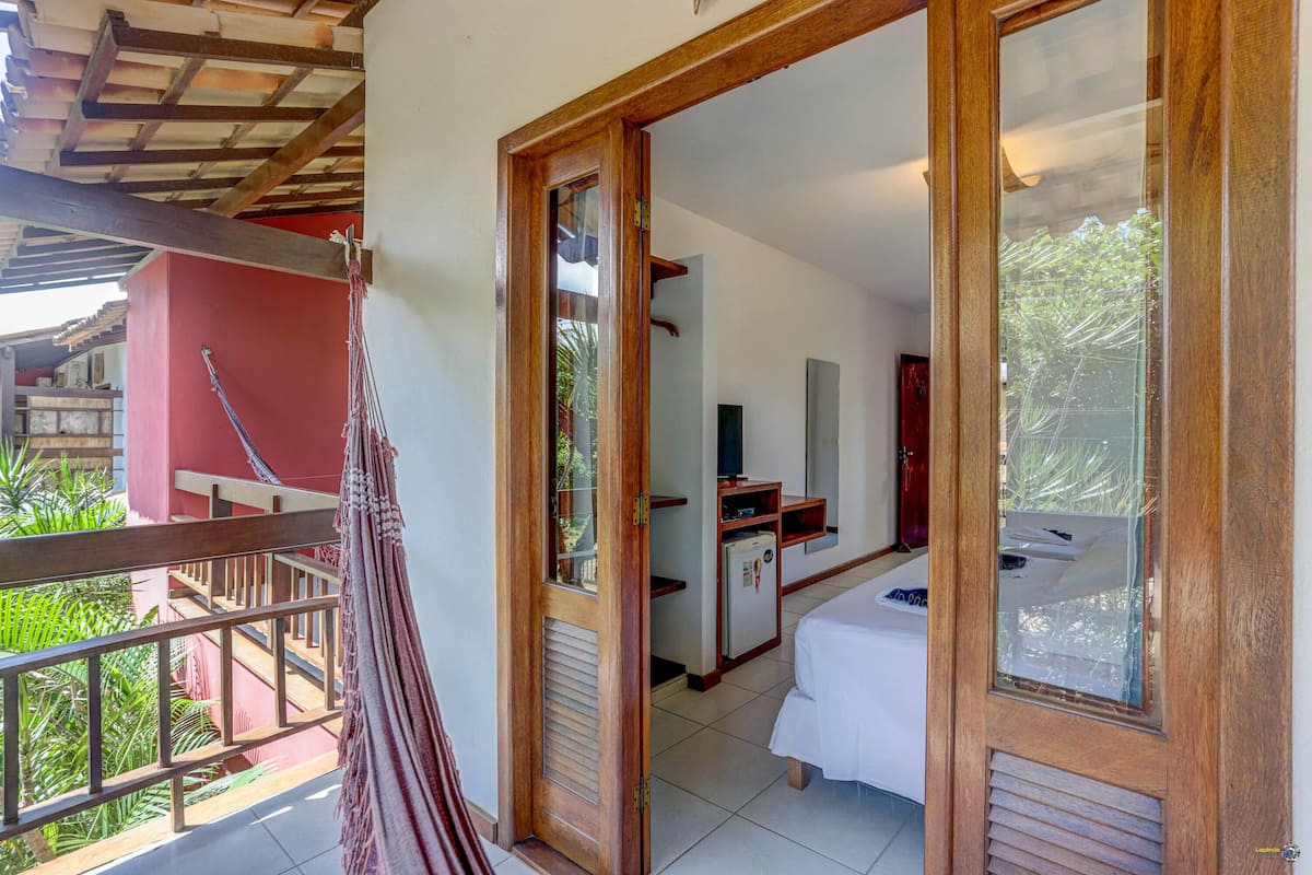 Classic Üç Kişilik Oda, Balkon | Minibar, ütü/ütü masası, ücretsiz kablosuz İnternet