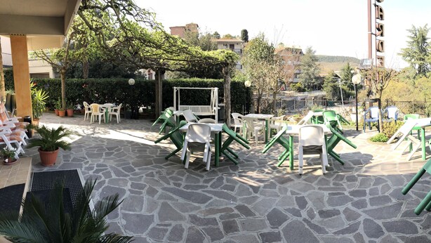 Unclassified image, 1 of 32, button - Hotel Garden (Chianciano Terme)