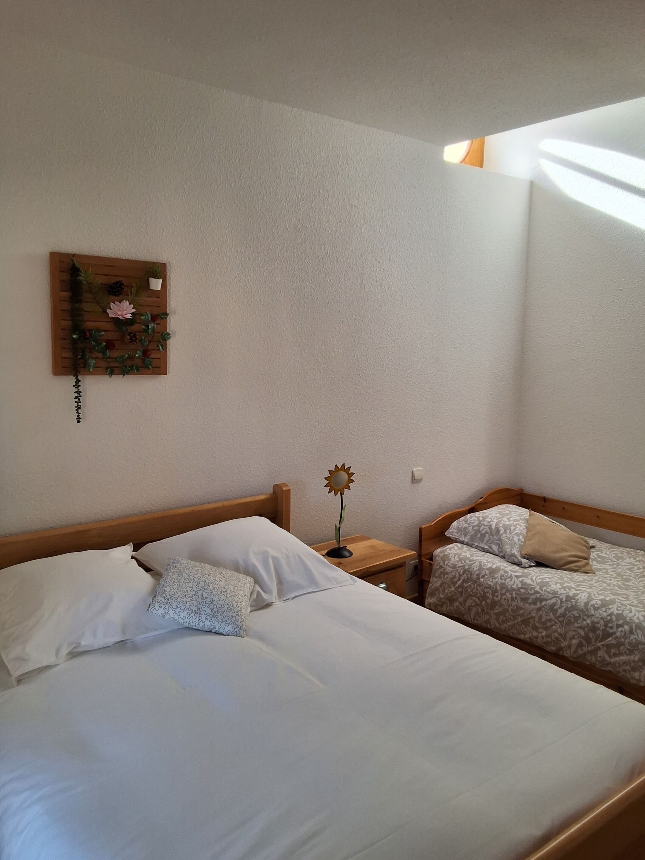 Familierom | Sengetøy av topp kvalitet, wi-fi (inkludert) og sengetøy