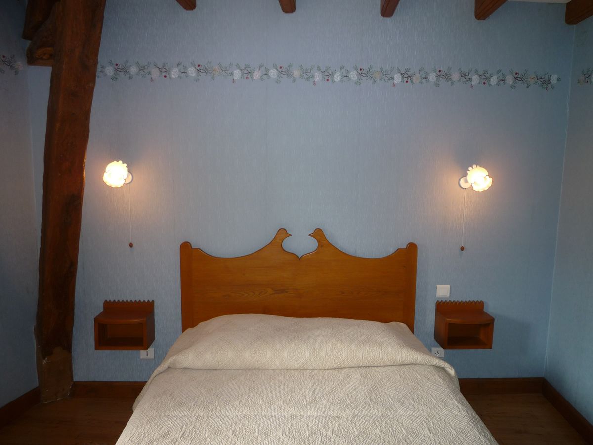 Decoración personalizada, muebles diferentes y escritorio 