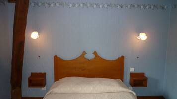 Decoración personalizada, muebles diferentes y escritorio