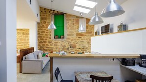 Apartemen, 2 kamar tidur, lantai dasar (Porto) | Dapur pribadi | Mesin pembuat kopi/teh, lemari es, microwave, dan oven