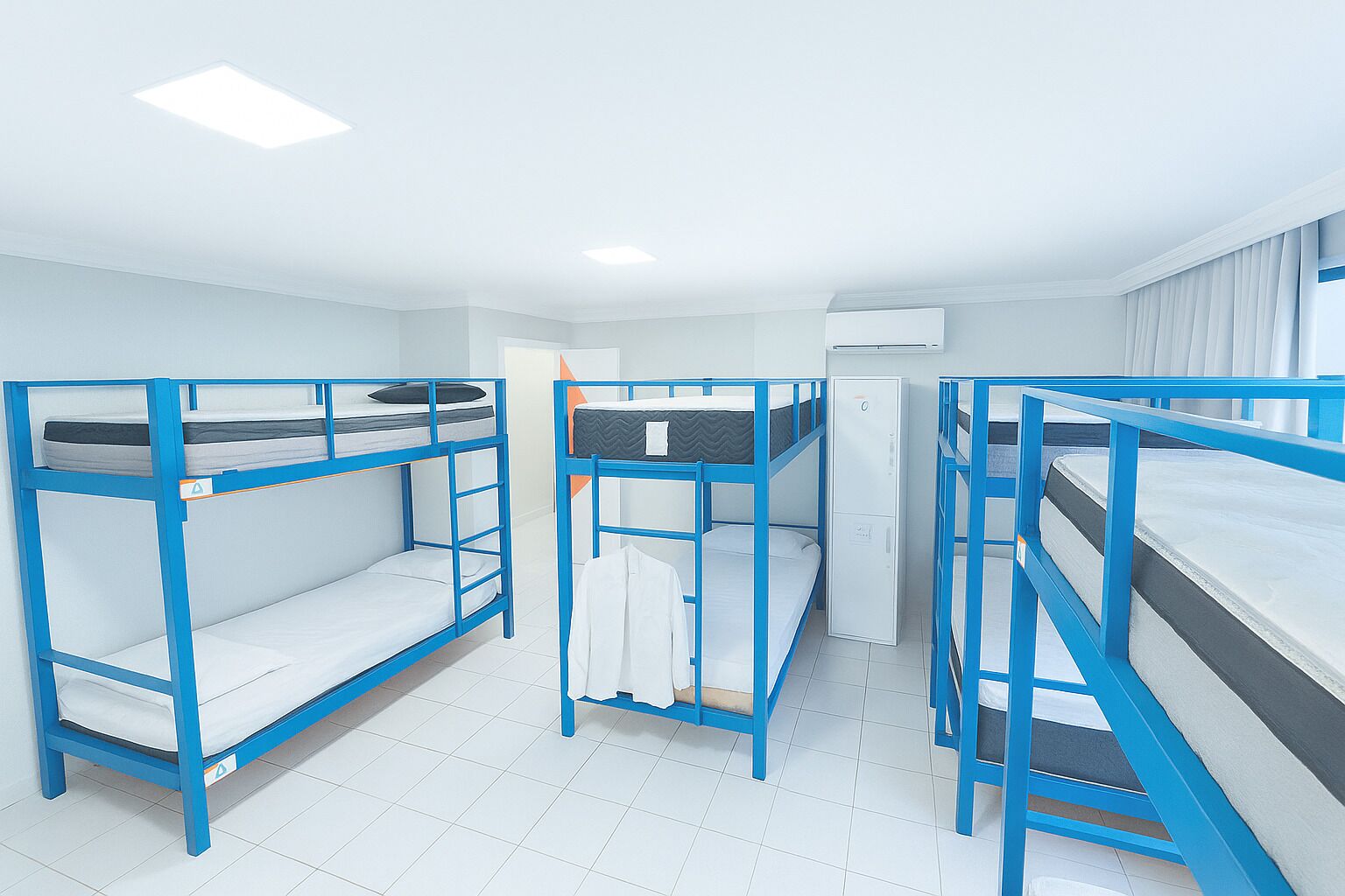 Dortoir Partagé Économique, dortoir mixte