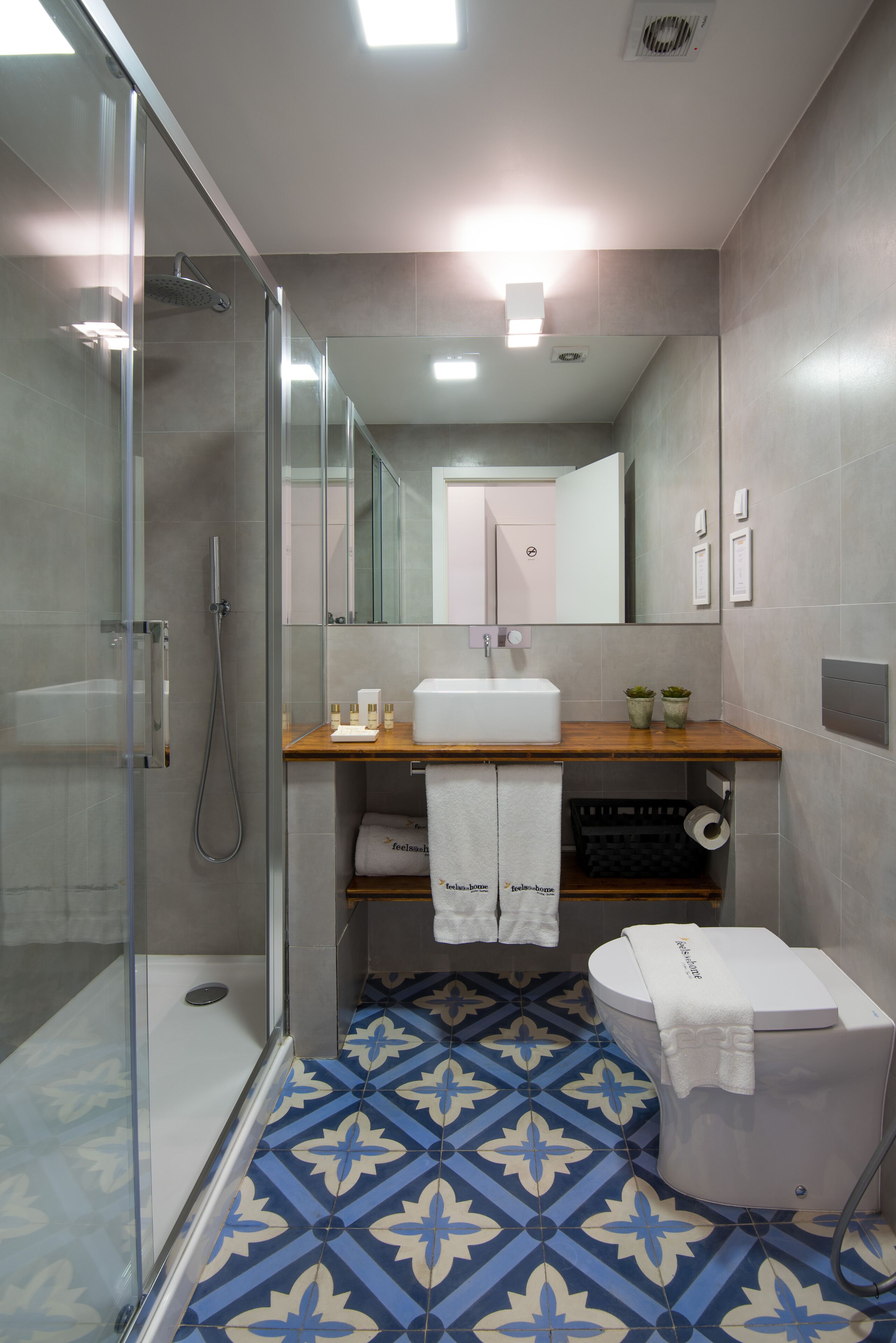 Foto - Bica FLH Suites