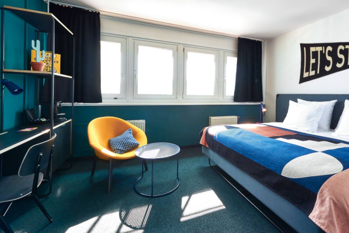 1 bedroom, desk, soundproofing, WiFi (free)