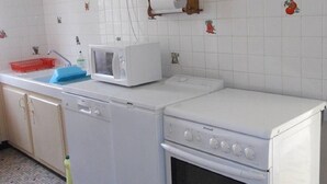 Private kitchen - Beautiful house for 7 people, 500 m from the south beach of Mimizan (Mimizan)
