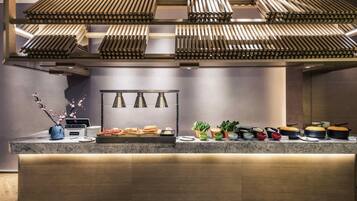 Breakfast, lunch, dinner served; international cuisine