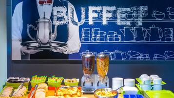 Daily buffet breakfast (EUR 9.90 per person)