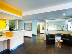 Miscellaneous - ibis budget Chartres (Chartres)
