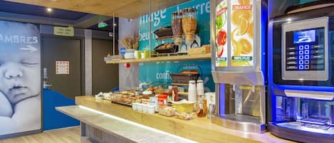Frühstücksbuffet unter der Woche gegen Gebühr