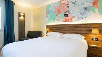 Ropa de cama de alta calidad, escritorio y sistema de insonorización