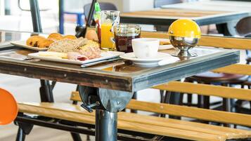 Inbegriffenes Frühstücksbuffet