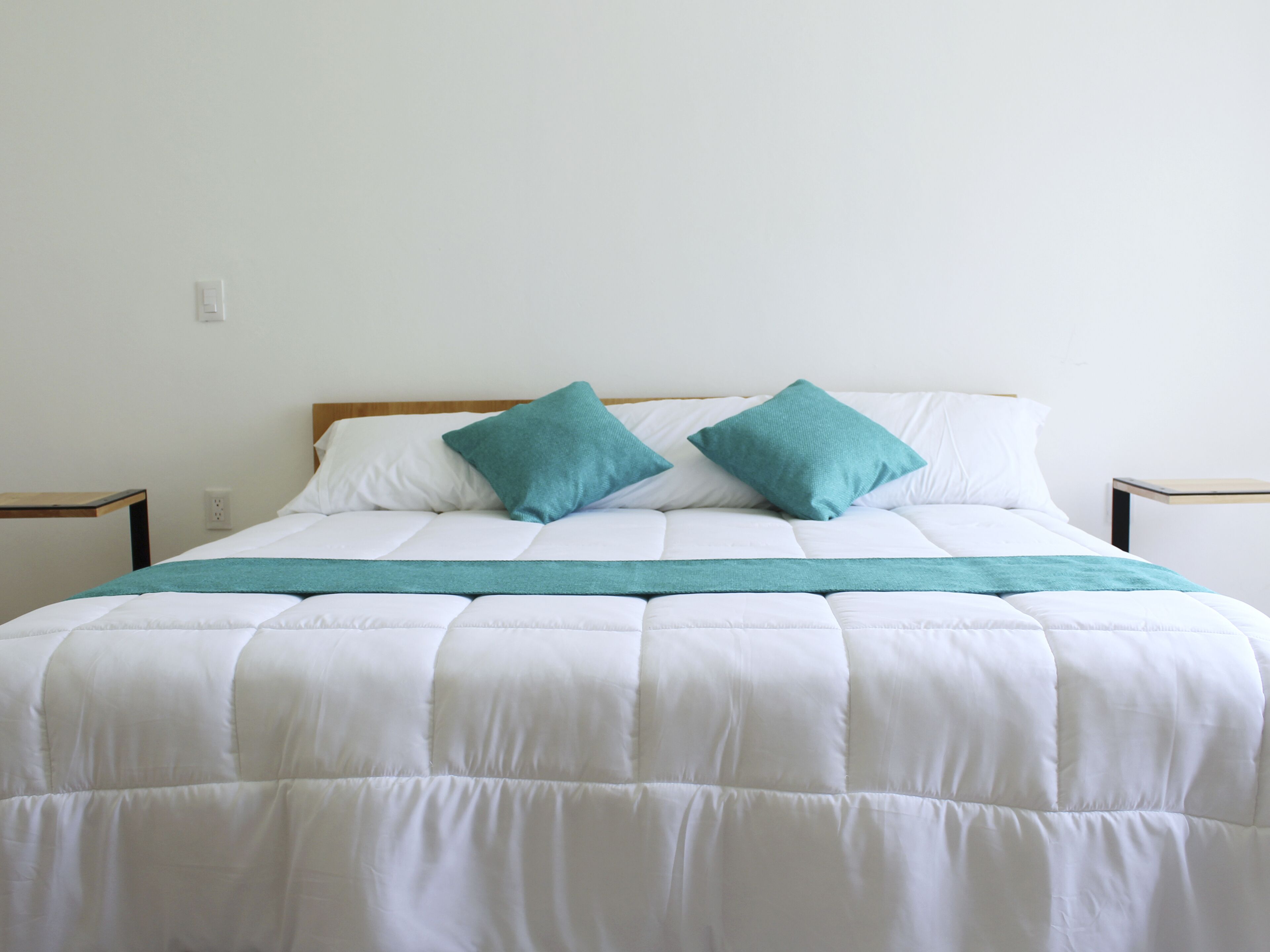 superior room | free wifi, bed sheets