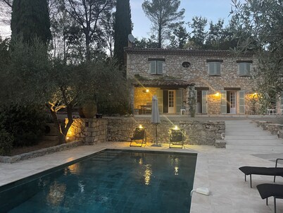 FAMILY BASTIDE WITH HEATED PRIVATE POOL PROVENCE