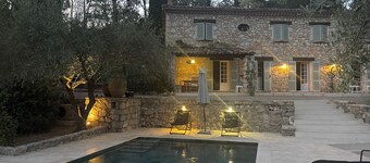 FAMILY BASTIDE WITH HEATED PRIVATE POOL PROVENCE