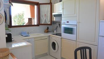 Réfrigérateur, four, lave-vaisselle, congélateur