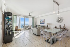 تلفزيون ذكي، ألعاب فيديو، مشغل دي في دي