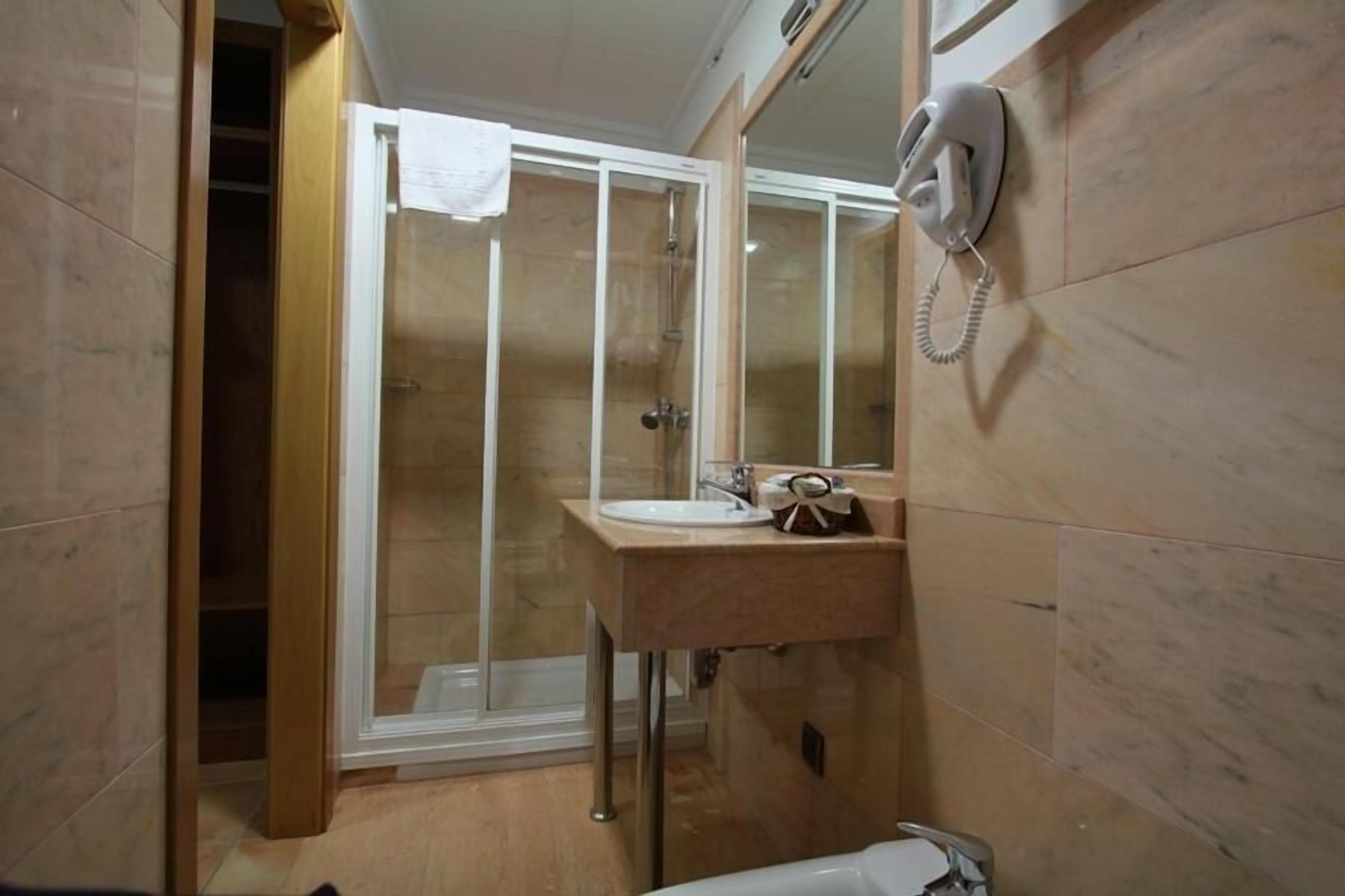 free toiletries, hair dryer, towels