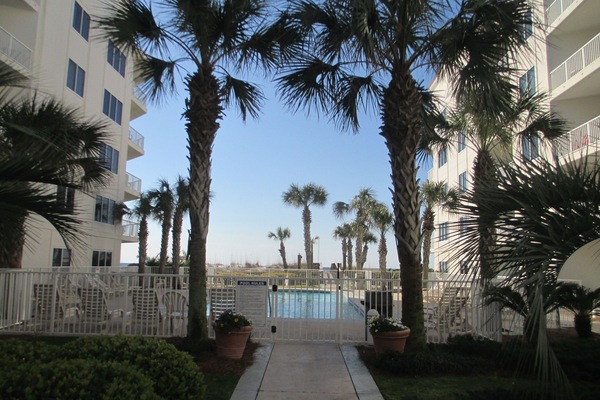 Piscina a l'aire lliure i piscina climatitzada