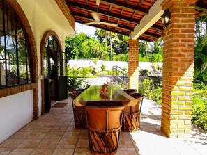 Estudi en suite tradicional, 1 llit de matrimoni gran | Terrassa o pati