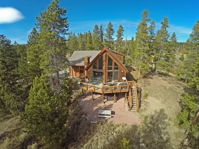 Beautiful Mountain Lodge-Ski,Hike,Bike,Relax-We Are Close to it All!