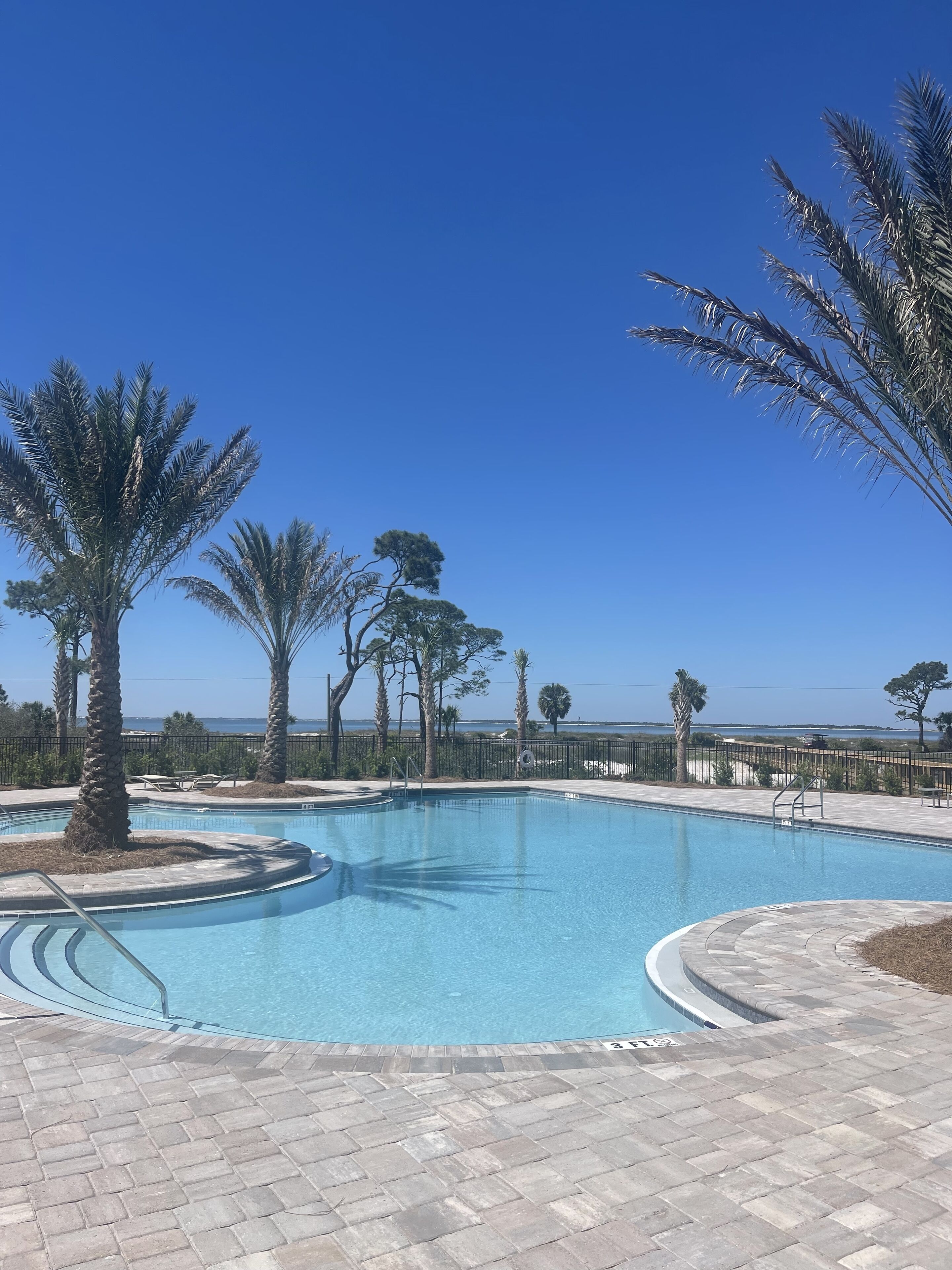Piscine extérieure, piscine chauffée