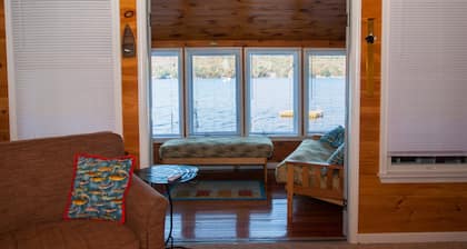 Lucky Catch: Best Cottage on the Best Lake!