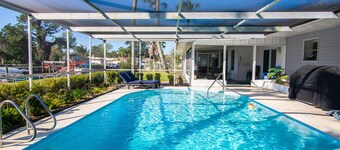 Casa costera frente al mar con piscina!  1 milla de Mayo Clinc