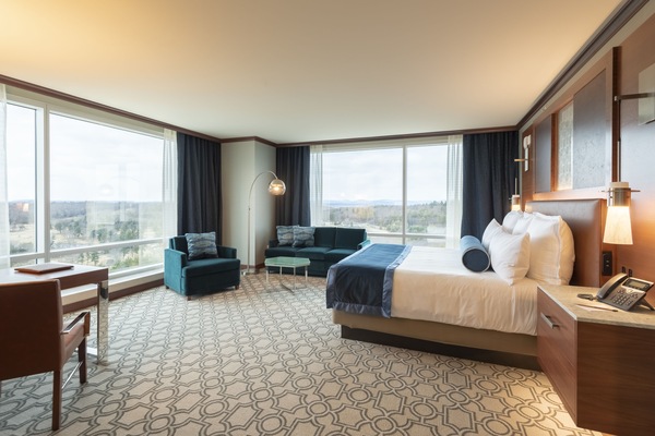 Luksussuite, 1 kingsize-seng | Sengetøy av topp kvalitet, senger med overmadrass og minibar