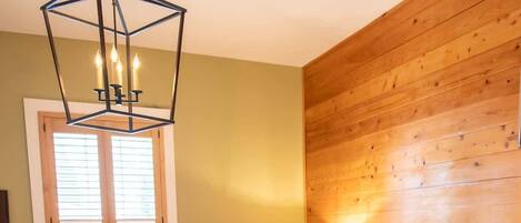 2 chambres, fer et planche à repasser, lit parapluie, Wi-Fi