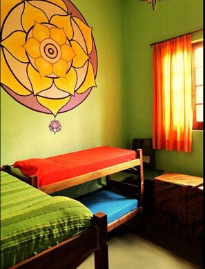 In-room safe, free WiFi