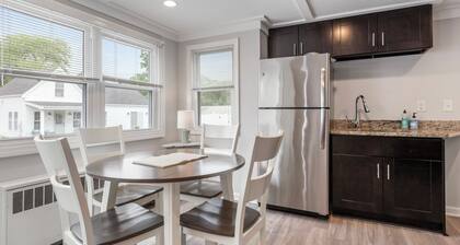 Village of Centerville.Beach Pass.Dog Friendly.1 Mile to Craigville Beach