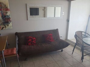 Apartment, 2 Schlafzimmer | Wohnbereich