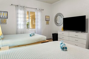 2 habitaciones, tabla de planchar con plancha, wifi y ropa de cama 