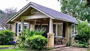 Bagian depan properti