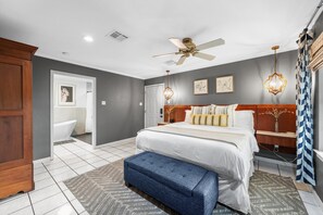 2 عدّة غرف نوم ومكواة/لوح كي وواي فاي وملاءات أسرّة