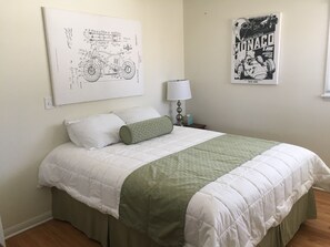 3 bedrooms, iron/ironing board, travel cot, free WiFi