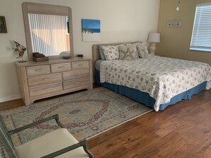 2 bedrooms, desk, iron/ironing board, free WiFi