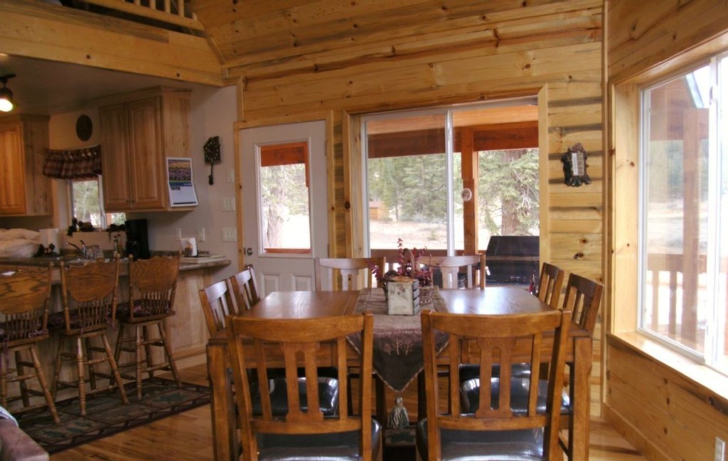 Room | In-room dining