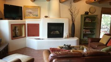 Habitación | Sala de estar | Televisión