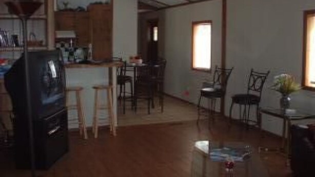Room | Living area