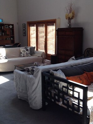 غرفة المعيشة