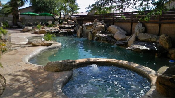 Room | Terrace/patio - SLS Casa Royale - Ultimate Luxury Estate - Heated 7 Waterfall Pool, Spa, Volleyball & More (Phoenix)