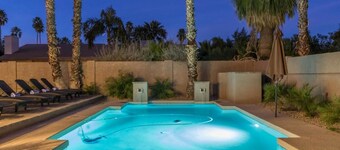 SLS Verde - Luxury Estate with FREE Heated Pool, Spa, Pool Table & Much More.