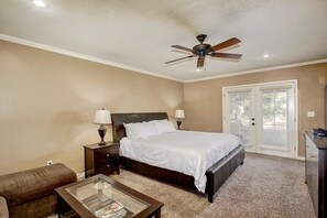 Room - SLS Verde - Luxury Estate with FREE Heated Pool, Spa, Pool Table & Much More. (Scottsdale)