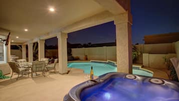 Room | Terrace/patio